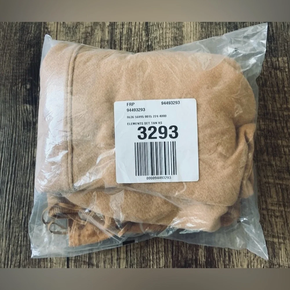 Free People Movement ~Elements Set ~ XS ~ Tan/Camel ~ * NWT * - Picture 2 of 10